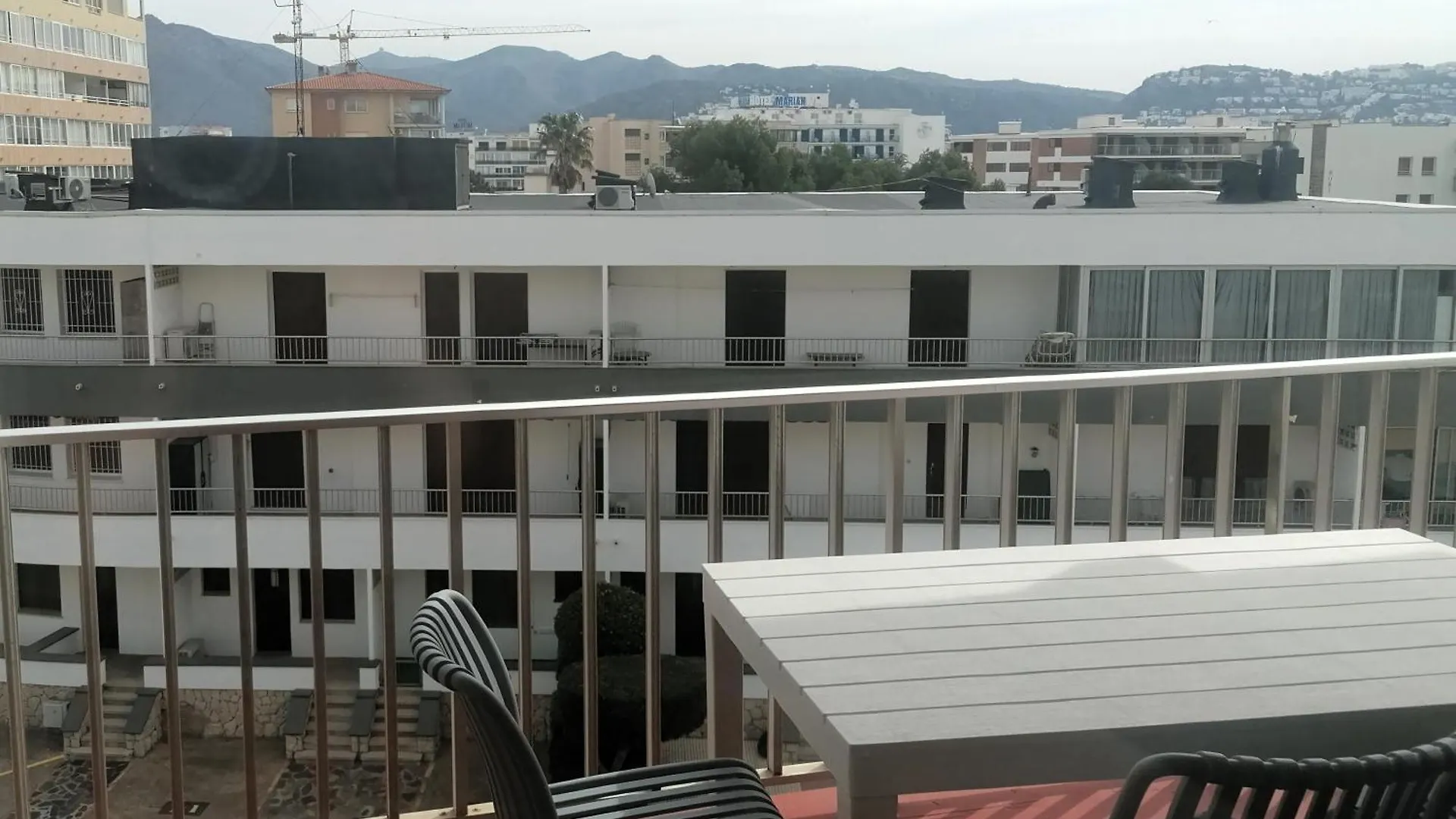 Global Immo 3370 La Solana A 4-09 Apartment Roses
